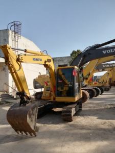 Miniexcavadora Komatsu de 7 toneladas Proveedor de Shanghai Excavadora sobre orugas Serie PC70 PC56 PC78 PC35mr PC30mr PC40mr PC50mr Cummins Motor - Product Image 5