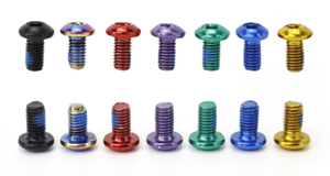 Pernos autorroscantes de titanio PYTITANS M4 M5 al por mayor con cabeza Torx Gr5 sistema de medición métrica estándar para pernos de motocicleta - Product Image 3