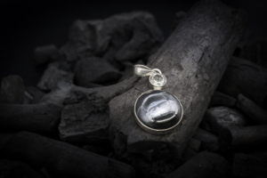 Colgante de Hematita Natural Hecho a Mano, Joyería de Plata de Ley 925, Colgante de Plata Boho de Moda para Mujer, Proveedor Mayorista de Fábrica - Product Image 5