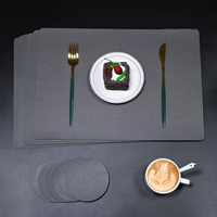 Ensemble familial de 6 sets de table durables en PU, écologiques, portables, réversibles, en cuir texturé litchi, personnalisables avec sous-verres