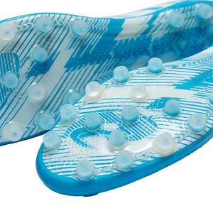 Semelles de football transparentes en TPU à bon prix, haute résistance à l'abrasion et antidérapantes pour le football sur gazon - Product Image 4
