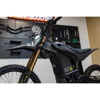 Moto tout-terrain électrique Rerode R1+S 72V 55Ah 25kW avec fourche inversée, pneus à crampons et freins à disque