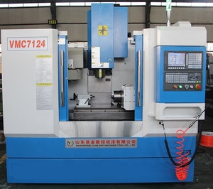 Petite machine <span class=keywords><strong>VMC</strong></span> spéciale de vente chaude XK7124 <span class=keywords><strong>Mini</strong></span> VMC7124 Petite fraiseuse CNC à 5 axes Certification CE - Product Image 2