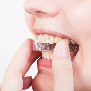 GooDoctor歯のアライメントブレースは歯科用真空成形シートに対処します丸い矯正材料目に見えない歯のクリアアライナー
