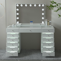 Meuble-lavabo avec miroir et lumières Tiroirs européens modernes Meuble de chambre à coucher Nordic White Vanity Makeup Dressing Table