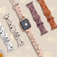 Gelang jam tangan pintar olahraga silikon, gelang jam tangan pintar ukiran bunga untuk jam tangan Apple IWatch 10 4 5 6 7 8 Ukuran 41/45/42/46/49mm