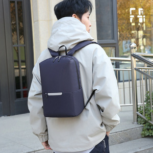 Sac à dos pour ordinateur portable 36-55L léger avec bandes réfléchissantes pour les voyages d'affaires, sac de banlieue pour hommes, couleur unie - Product Image 3