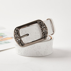 Ceinture en cuir de vache véritable avec motif papillon sculpté, boucle rectangulaire, pour femme, décontractée, rouge, noir, blanc, café, camel, Tiyo - Product Image 2