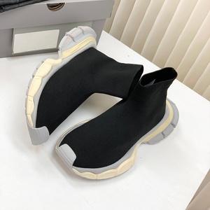 Chaussures de sport de luxe de haute qualité, baskets de créateur personnalisées, chaussures de course respirantes antidérapantes, chaussures décontractées épaisses type chaussettes - Product Image 5