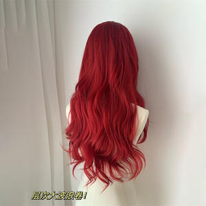 Peluca larga y rizada roja Mera con flequillo lateral de 65 cm, línea de cabello natural, peluca completa de fibra Kanekalon - Product Image 4