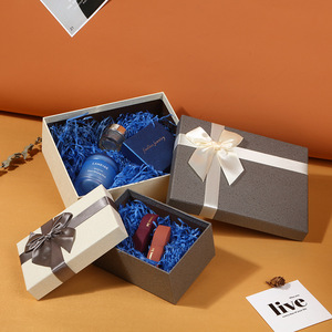 Boîtes cadeaux de style européen avec couvercle à nœud, en papier rigide coloré, emballage spécial, boîte cadeau 25x20x10cm, design personnalisable - Product Image 1