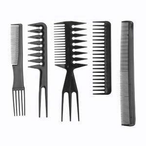 peine de corte de <span class=keywords><strong>pelo</strong></span> de plástico negro impreso <span class=keywords><strong>a</strong></span> granel Afro salon recoge bien y peine de dientes anchos para peluquerí<span class=keywords><strong>a</strong></span> - Product Image 5