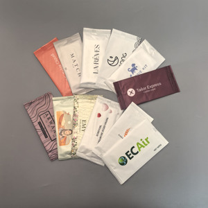 Lingettes humides écologiques pour chaussures et vêtements, emballées individuellement, lingettes nettoyantes et détachantes - Product Image 1