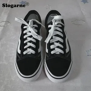 รองเท้าผ้าใบลำลองสำหรับนักเรียนใหม่ปี 2025 รุ่นสปริง-ซัมเมอร์ รองเท้าผ้าใบผู้ชาย รองเท้าลำลองผู้หญิง รองเท้ากีฬาแบบยูนิเซ็กซ์ รองเท้าแบนแฟชั่น รองเท้าผ้าใบอินเทรนด์ - Product Image 3