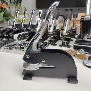 Sceau à sec personnalisé avec votre logo en relief, <span class=keywords><strong>tampon</strong></span> de <span class=keywords><strong>notaire</strong></span> de poche, pour enveloppes de diplôme, serviettes et papier - Product Image 6