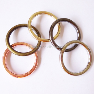 Hochwertige nicht geschweißte 32*4mm dicke Metall-O-Ringe in 5 Farben - Product Image 5