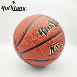 Ruixiang per allenamento Indoor basket personalizzato con Logo stampato Ultra-Fine palla in pelle di gomma in fibra per uso da competizione - Product Image 3