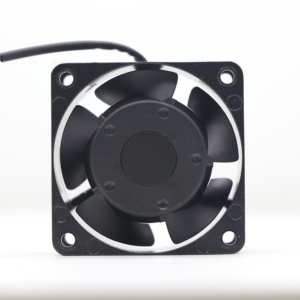 FULLTECH UF-60D11BWH 60x60x30 มม. 115VAC 50Hz 5W 2400RPM พัดลมระบายความร้อนแบบแกนสำหรับตู้อินเวอร์เตอร์ - Product Image 4