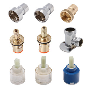 Accessoires de robinetterie : Noyau de valve en cuivre, bec en acier inoxydable 1/2 pouce, aérateur pour machine à laver, joint de douche, adaptateur dissimulé - Product Image 4