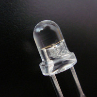 Puces TW haut rendement 495-500nm 500-505nm 510-515nm 520-525nm 560-570nm Diode LED verte ronde 3mm pour lumières