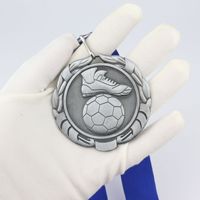 Prix bas Vente en gros Conception personnalisée Athlétisme Sports Trophée Coureur Football Gagnants Médailles Métal