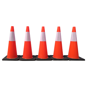 Cono de Tráfico de PVC de Alta Reflexión de 700 mm, Cuerpo Rojo, Base Negra, Cono de Seguridad para Advertencia en Obras Viales - Product Image 6