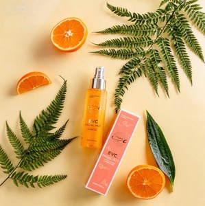 สเปรย์ฉีดหน้า ELRA Hydrating Glow Mist บำรุงผิวทุกวัน ด้วยวิตามินซี ช่วยเพิ่มความชุ่มชื้น ฟื้นฟูเกราะป้องกันผิว ให้ผิวเนียนกระจ่างใส - Product Image 1
