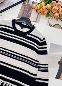 Pull en tricot à col rond rayé texturé, pull jacquard géométrique pour un style décontracté et de bureau - Product Image 5