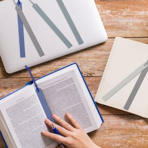 Marcapáginas Premium de PU con Correa de Cuero, Delgado y Clásico, Regalo Perfecto para Lectores, Escritores y Estudiantes - Product Image 5