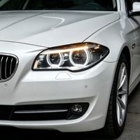 Luz diurna LED modificada tipo ojo de ángel 11-17 para BMW Serie 5 F18, conjunto de faros delanteros F10, luz baja, lámpara de dirección