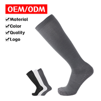 Chaussettes de compression respirantes et absorbantes en bambou/polyester/spandex tricotées sur mesure pour hommes, femmes et jeunes (15-20 mmHg)