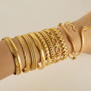 Pulsera Abierta de Acero Inoxidable con Baño de Oro de 18k, Estilo Retro, Ajustable, en Forma de C, para Mujer - Product Image 1