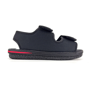 2025 nouveauté sandales pour femmes pantoufles à fermeture facile extra larges pour les personnes âgées - Product Image 4