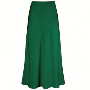 Jupe longue trapèze K2113 en satin d'acétate, taille haute, amincissante, coupe sirène, couleur unie, tricotée, respirante, pour femme, fabriquée aux États-Unis - Product Image 3