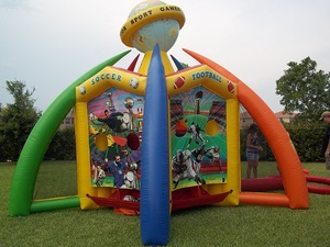 Jeux interactifs 4-en-1 pour jeunes sportifs, en bâche PVC géante, installation facile, taille personnalisable pour la location, les carnavals et les événements - Product Image 5