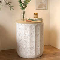 Table de chevet esthétique pour la maison avec des taches colorées, étagère de rangement dissimulée pour les petites chambres