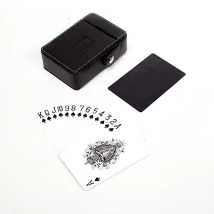 Toptancı çin lüks deri kutu paketi İki güverte Casino oyun kartları Poker oyunu seti