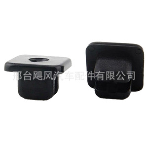 คลิปยึดอะไหล่รถยนต์ Hurricane รุ่น 82Z1608001 สำหรับ Lexus Passat Crown Yaris แผงบุภายในตัวถังรถยนต์ พลาสติก แบบเดี่ยว - Product Image 2