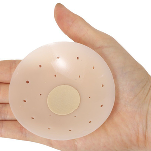 Pezón de silicona súper pegajoso acolchado diseño perforado cubierta de pezón de silicona sin adhesivo agujero transpirable accesorios íntimos - Product Image 3