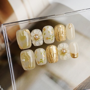 Venta al por mayor Popular 10 piezas <span class=keywords><strong>Noble</strong></span> corto marrón Artificial cubierta completa reutilizable uñas postizas patrón pintado a mano prensa en las uñas - Product Image 4