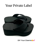 Tongs compensées confortables à semelle épaisse et plateforme rehaussante, avec logo personnalisé, marque privée, breloques DIY et sangle tressée