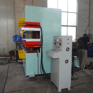 Machine de vulcanisation à plat en caoutchouc plastique de type C / Vulcaniseur à presse chauffante électrique de type Jew - Product Image 3