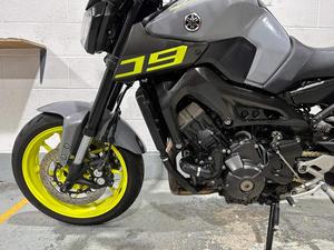 Vente en gros au meilleur prix, moto sportive Yamaha MT-09 850cc d'<span class=keywords><strong>occasion</strong></span>, modèle 67566987, Londres, Royaume-Uni - Product Image 2