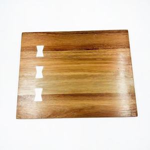 Planche à découper en bois d'acacia 35,7x28,2x1,5cm rectangulaire double face pour usage domestique - Product Image 2
