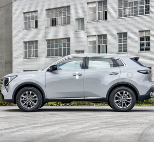 Changan CS55PLUS 2026 de Alta Calidad, Cuarta Generación, Nuevo Modelo Elite Blue Whale 1.5T, SUV Compacto de Gasolina - Product Image 3