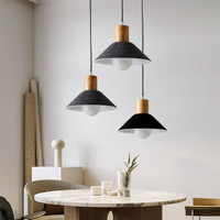Lámpara Colgante Acústica Absorbente de Sonido con Pantalla de Fieltro PET, Cuerpo Negro/Gris, LED Blanco Cálido, Altura Ajustable