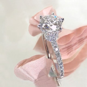 Anello in Oro Bianco con Diamante Taglio Brillante Rotondo, Diamante Naturale per Fidanzamento, Gioielli da Donna, Colore G - Product Image 5