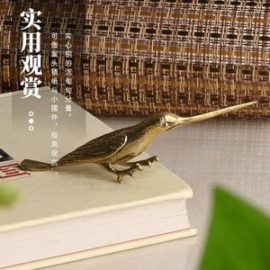 Figura de Colibrí de Latón, Adorno de Escritorio en Miniatura de Colibrí de Pico Largo, Tallado Artesanal en Latón - Product Image 2