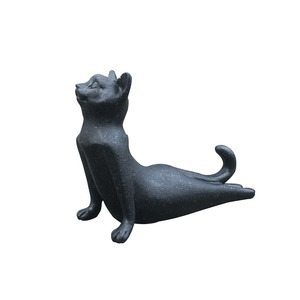 Estatua decorativa de polystone antigua personalizada, juego de gatos, estatuilla de gato de Yoga de arenisca negra de resina - Product Image 4