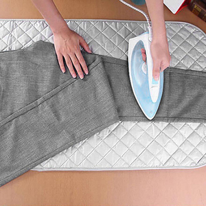 Alfombrilla <span class=keywords><strong>de</strong></span> <span class=keywords><strong>planchado</strong></span> portátil para mesa, almohadilla <span class=keywords><strong>de</strong></span> lavanderí<span class=keywords><strong>a</strong></span>, tabla protectora <span class=keywords><strong>de</strong></span> ropa <span class=keywords><strong>de</strong></span> viaje, prensa, manta térmica, tabla <span class=keywords><strong>de</strong></span> hierro, cubierta alternativa - Product Image 3